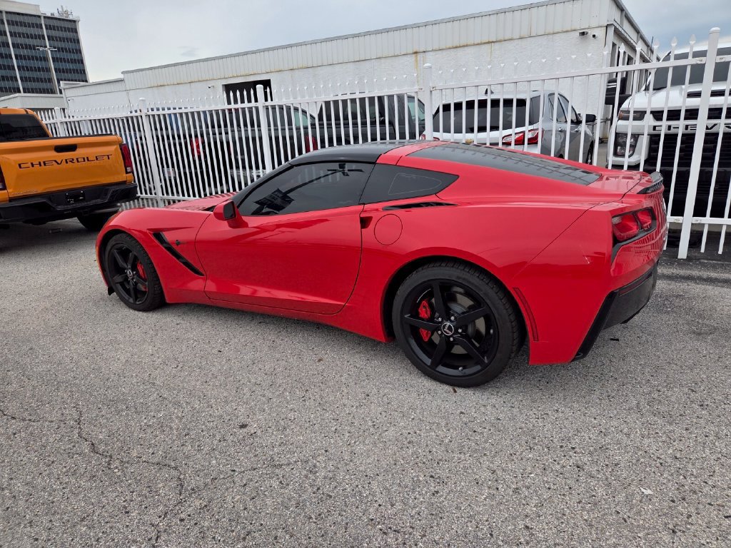Used 2015 Chevrolet Corvette Stingray Coupe RWD image 6