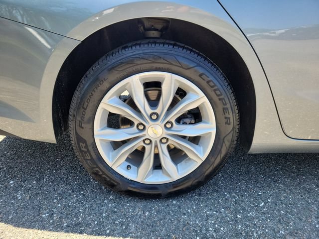 Certified 2025 Chevrolet Malibu LT FWD image 6