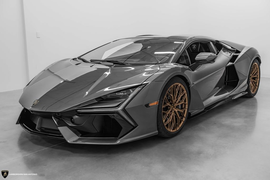Used 2026 Lamborghini Revuelto AWD/4WD image 16