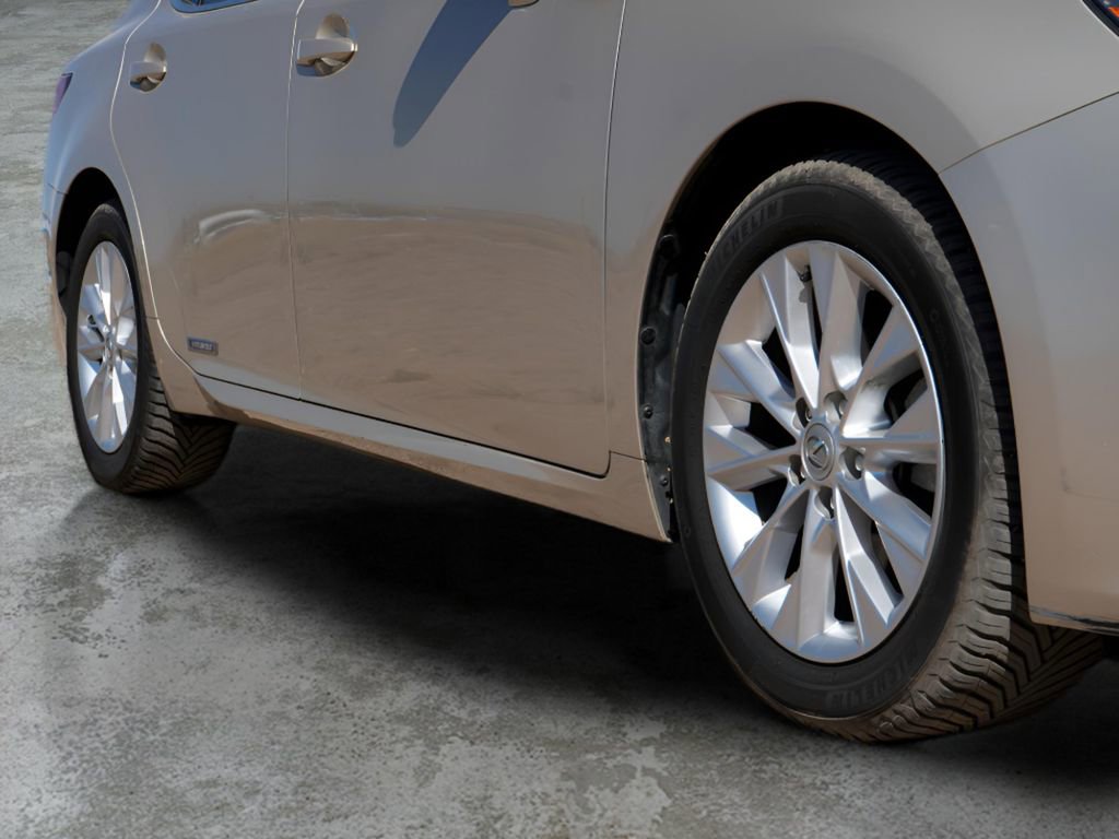 Used 2013 Lexus ES 300h w/ Luxury Pkg image 12