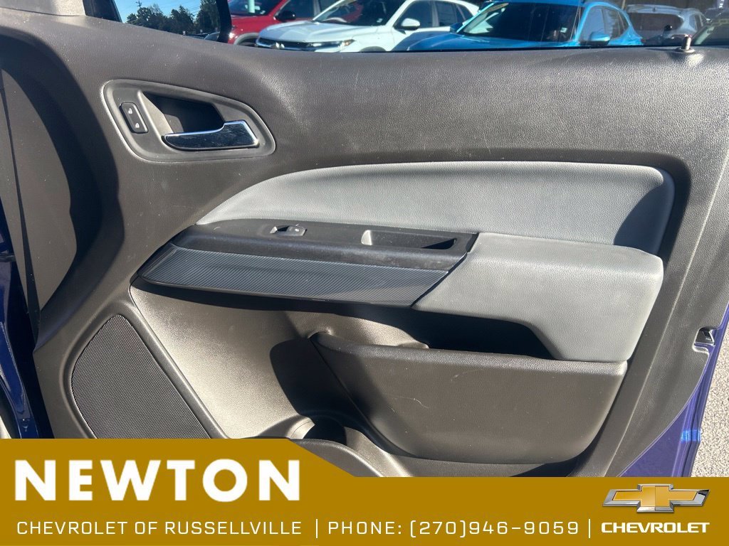 Used 2016 Chevrolet Colorado Z71 AWD/4WD image 23