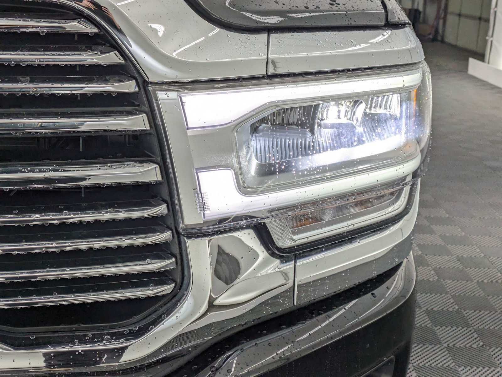 Used 2024 RAM 2500 Laramie w/ Safety Group image 10