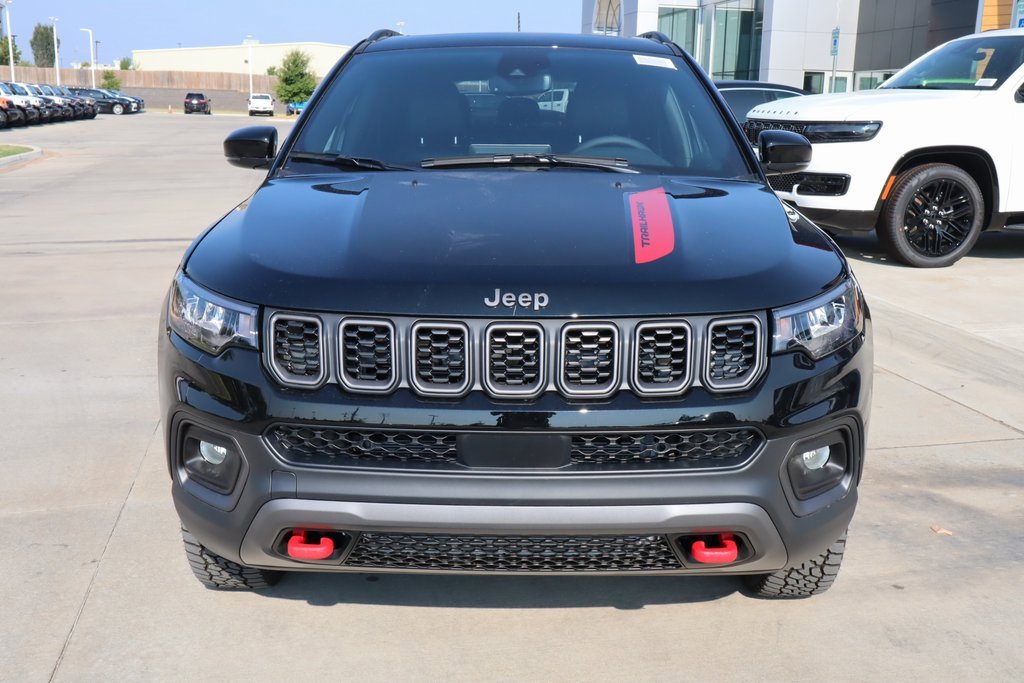 New 2025 Jeep Compass Trailhawk w/ Sun & Sound Group image 8