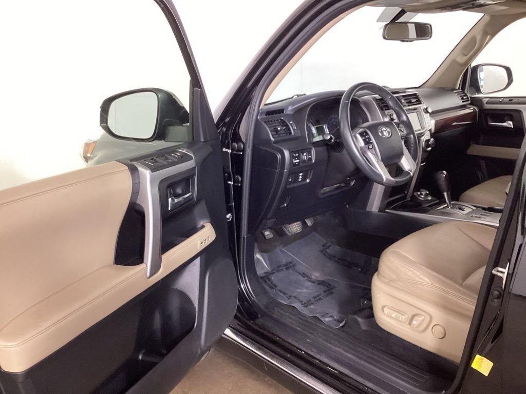 Used 2019 Toyota 4Runner Limited AWD/4WD image 9