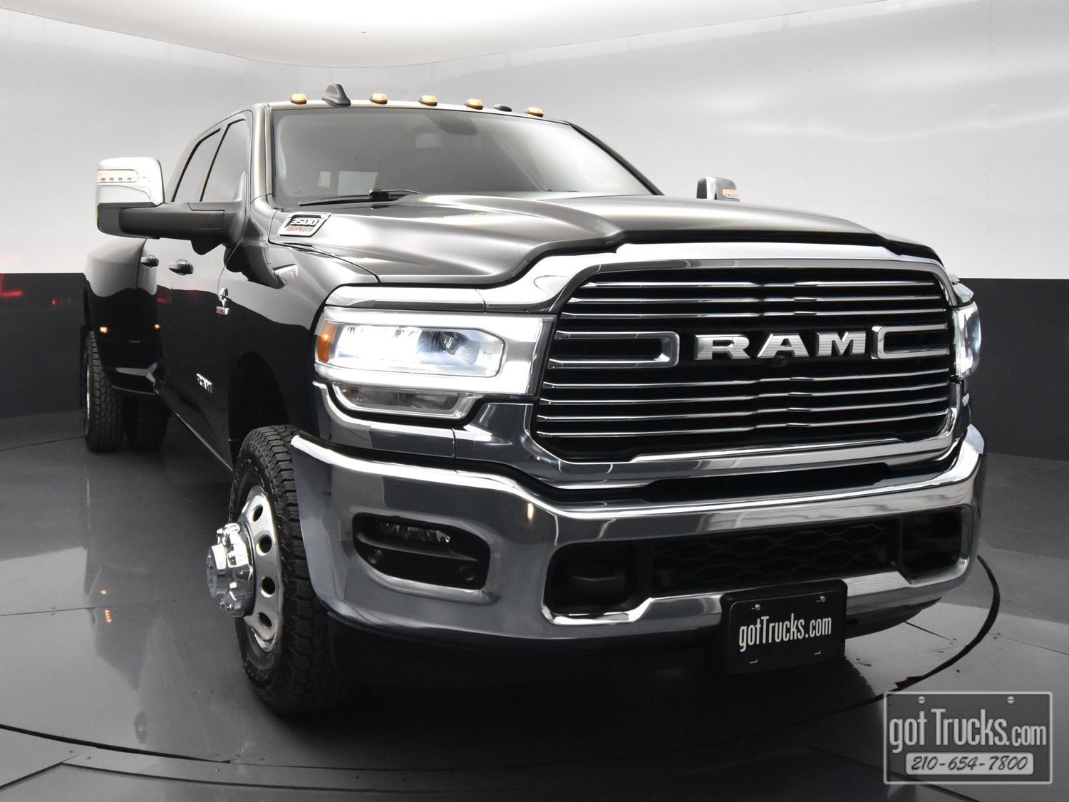 Used 2024 RAM 3500 Laramie w/ Towing Technology Group AWD/4WD image 48