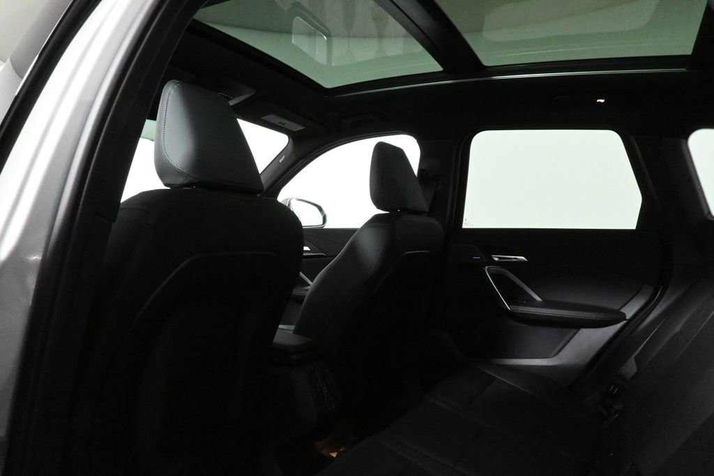 Used 2026 BMW X1 xDrive28i w/ Technology Package image 31