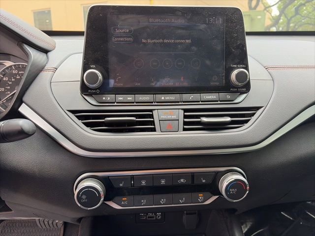 Used 2019 Nissan Altima 2.5 SR w/ SR Premium Package FWD image 14