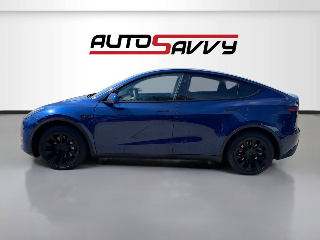 Used 2024 Tesla Model Y Long Range RWD image 4