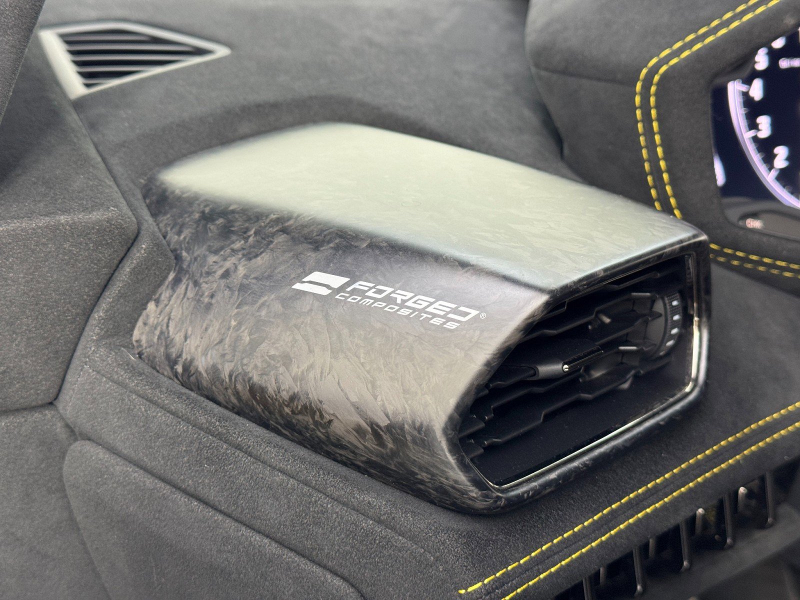 Used 2018 Lamborghini Huracan Performante image 85