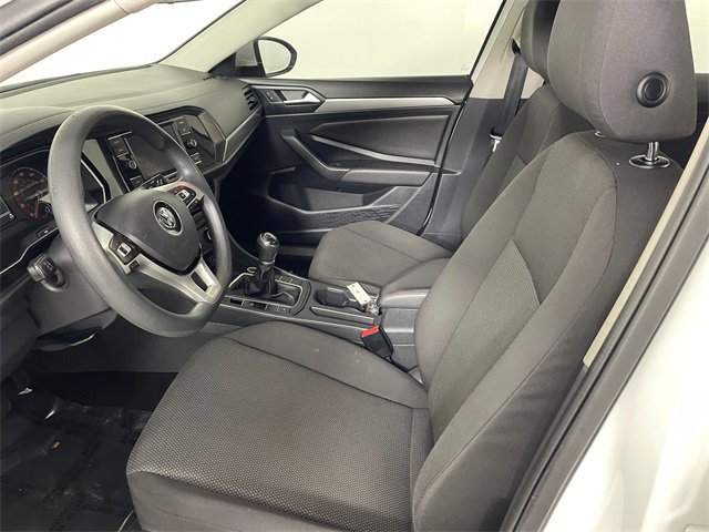 Used 2019 Volkswagen Jetta S image 2