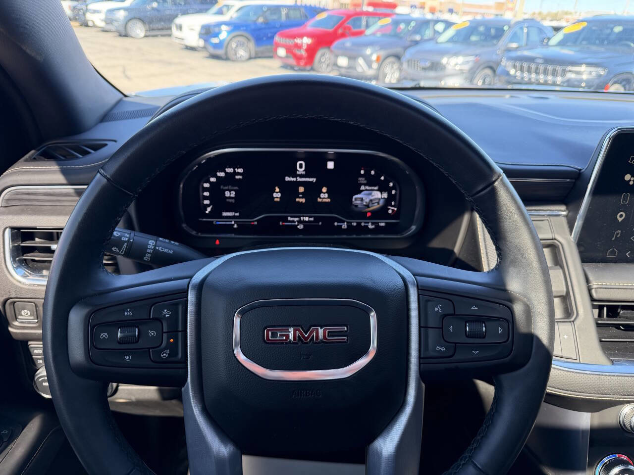 Used 2023 GMC Yukon SLT w/ SLT Luxury Package image 20