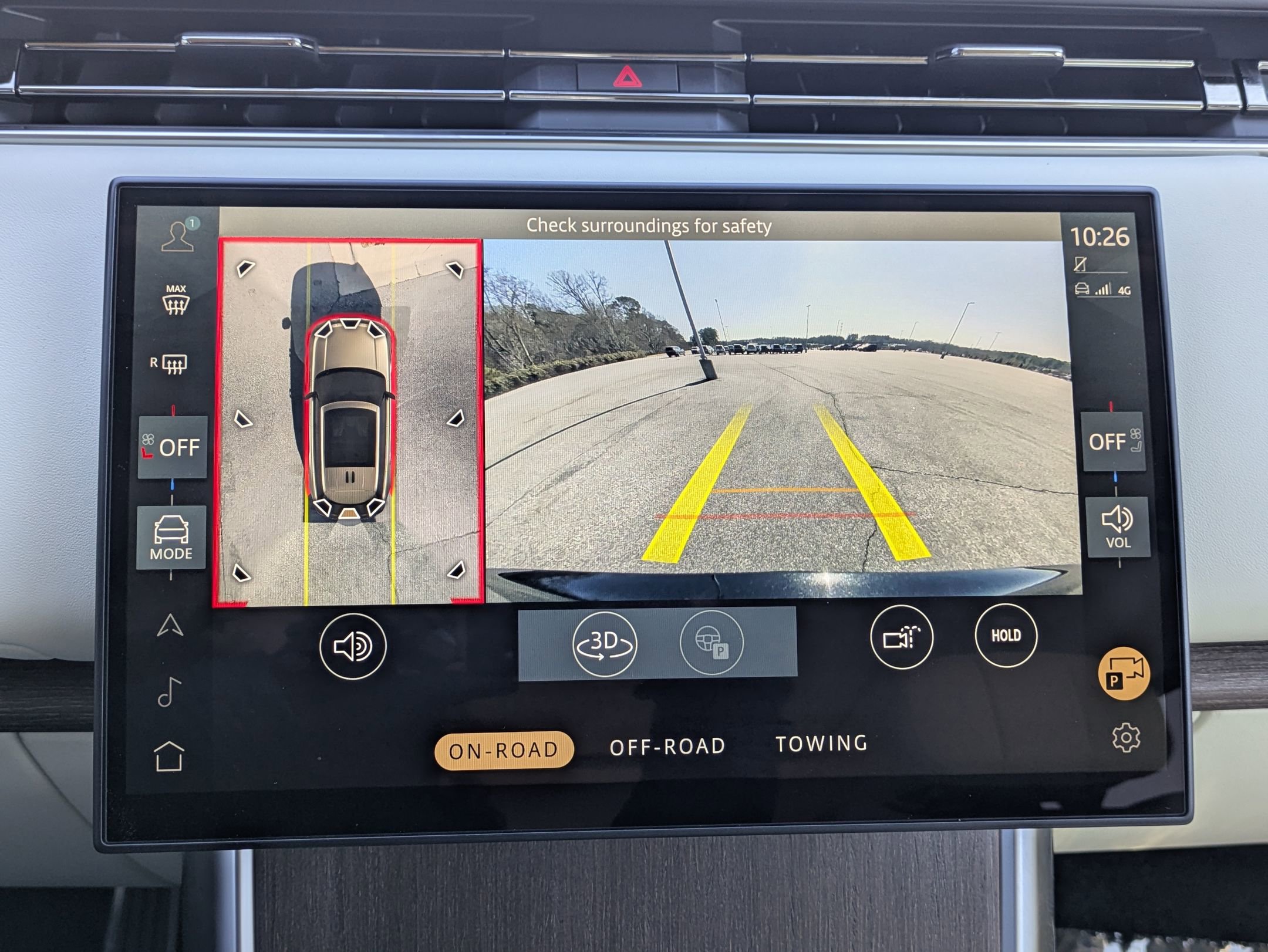 Certified 2025 Land Rover Range Rover SE image 15