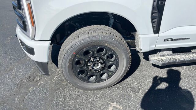 New 2025 Ford F350 Lariat w/ Lariat Ultimate Package image 45