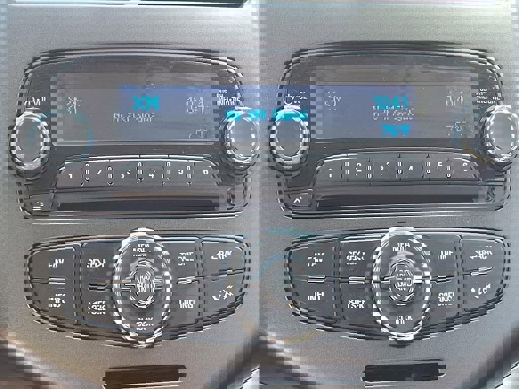 Used 2015 Chevrolet Sonic LT image 27