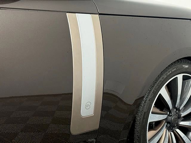 New 2026 Land Rover Range Rover SV AWD/4WD image 15