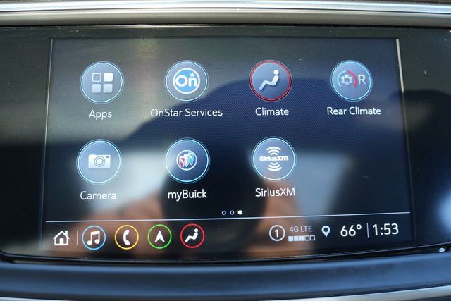 Used 2024 Buick Enclave Avenir image 28