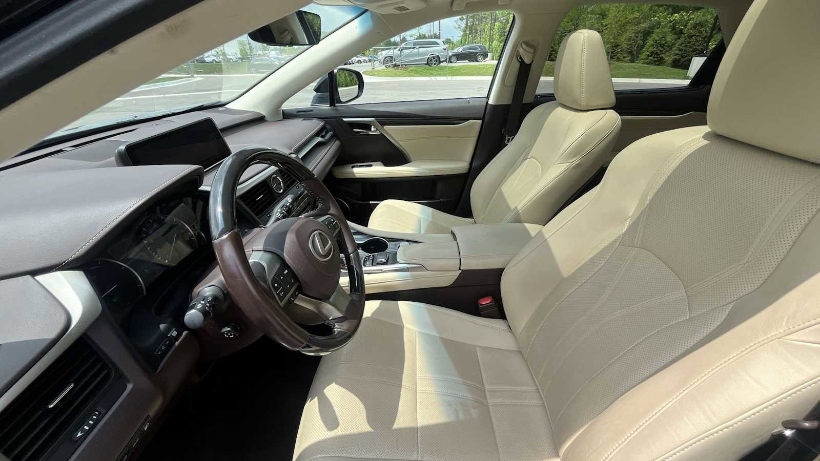 Used 2019 Lexus RX 450h AWD w/ Luxury Package image 11