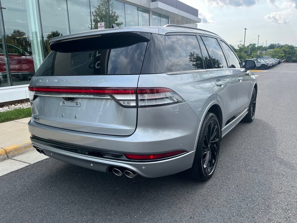 Certified 2023 Lincoln Aviator Reserve w/ Equipment Group 201A AWD/4WD image 9