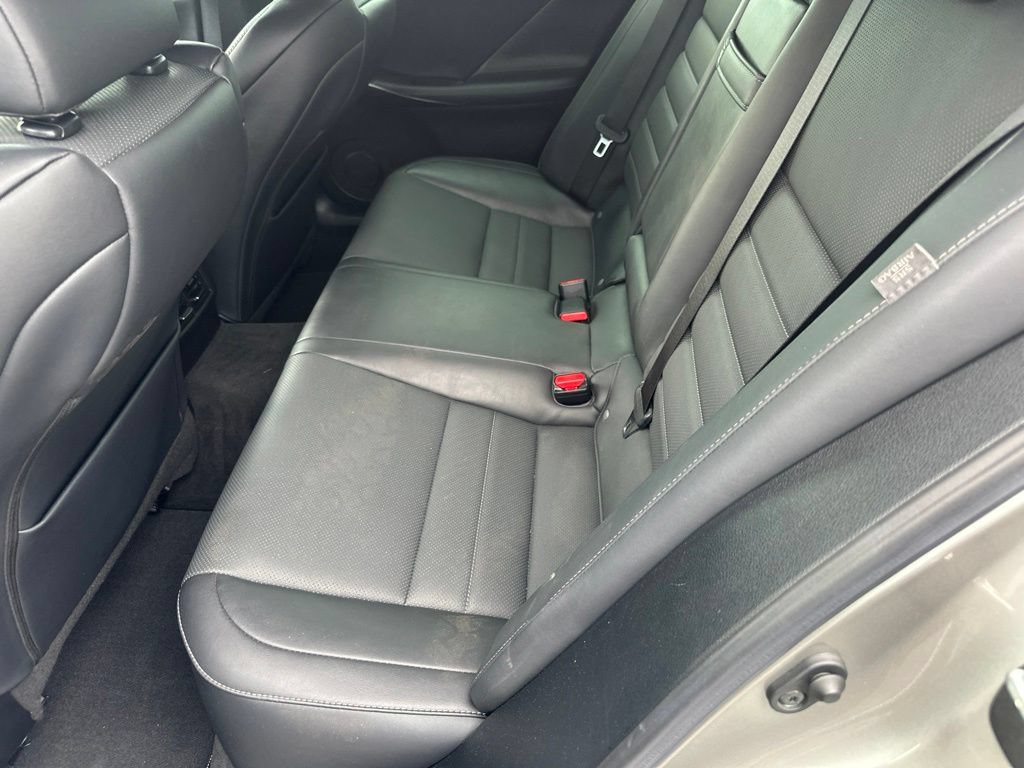 Used 2022 Lexus IS 350 F Sport w/ Navigation Package RWD image 9