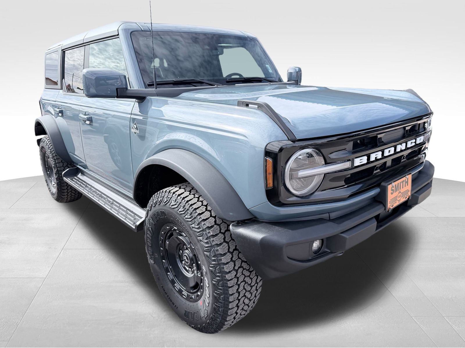 New 2025 Ford Bronco Outer Banks w/ Sasquatch Package image 3