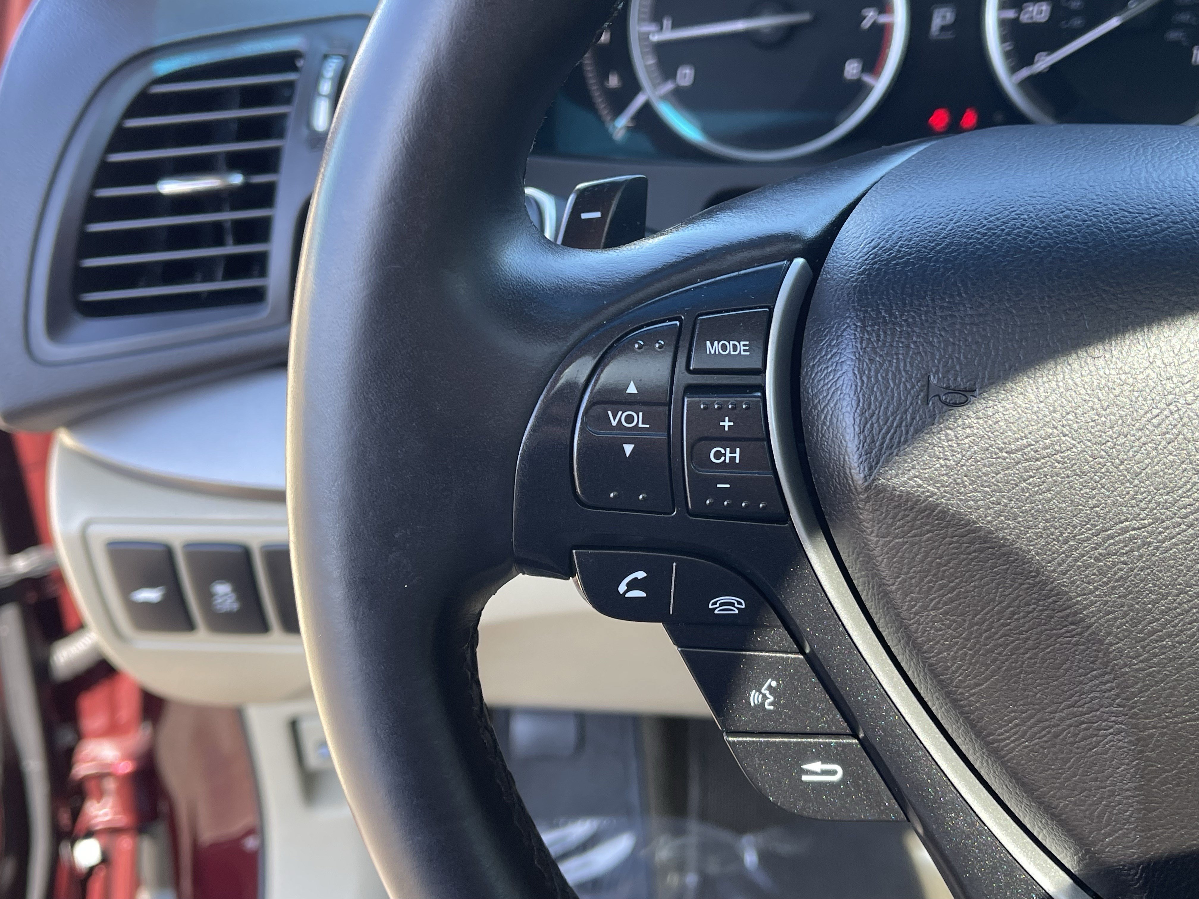 Used 2018 Acura RDX AWD image 23