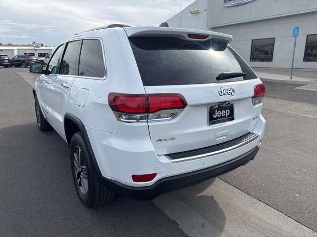 Used 2022 Jeep Grand Cherokee Limited image 3