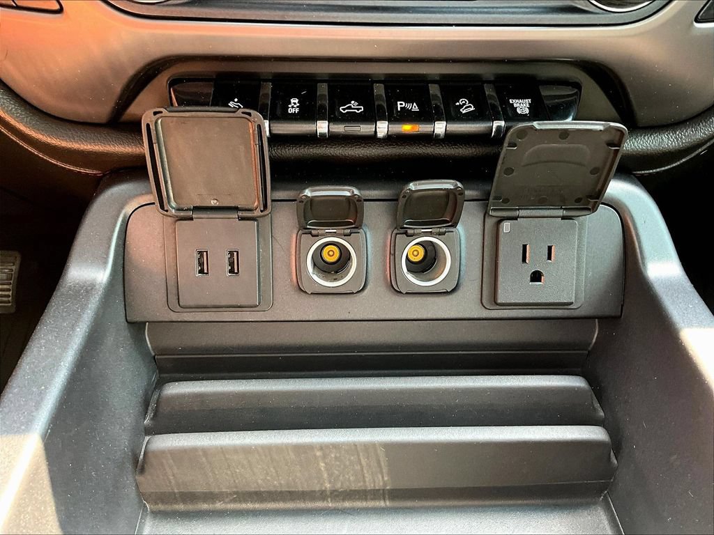 Used 2019 GMC Sierra 3500 SLT w/ Duramax Plus Package AWD/4WD image 19
