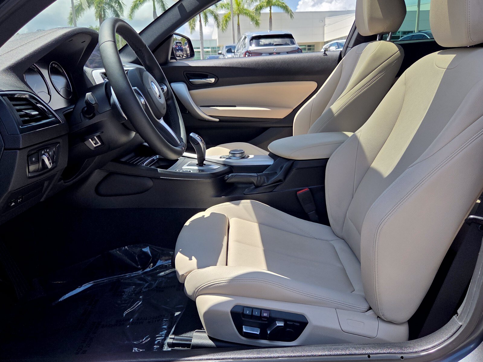 Used 2020 BMW 230i Coupe w/ M Sport Package RWD image 10