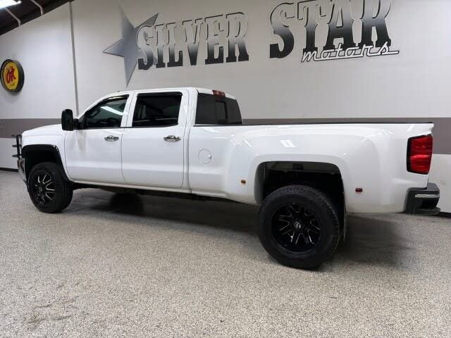 Used 2015 Chevrolet Silverado 3500 LTZ w/ Duramax Plus Package AWD/4WD image 6