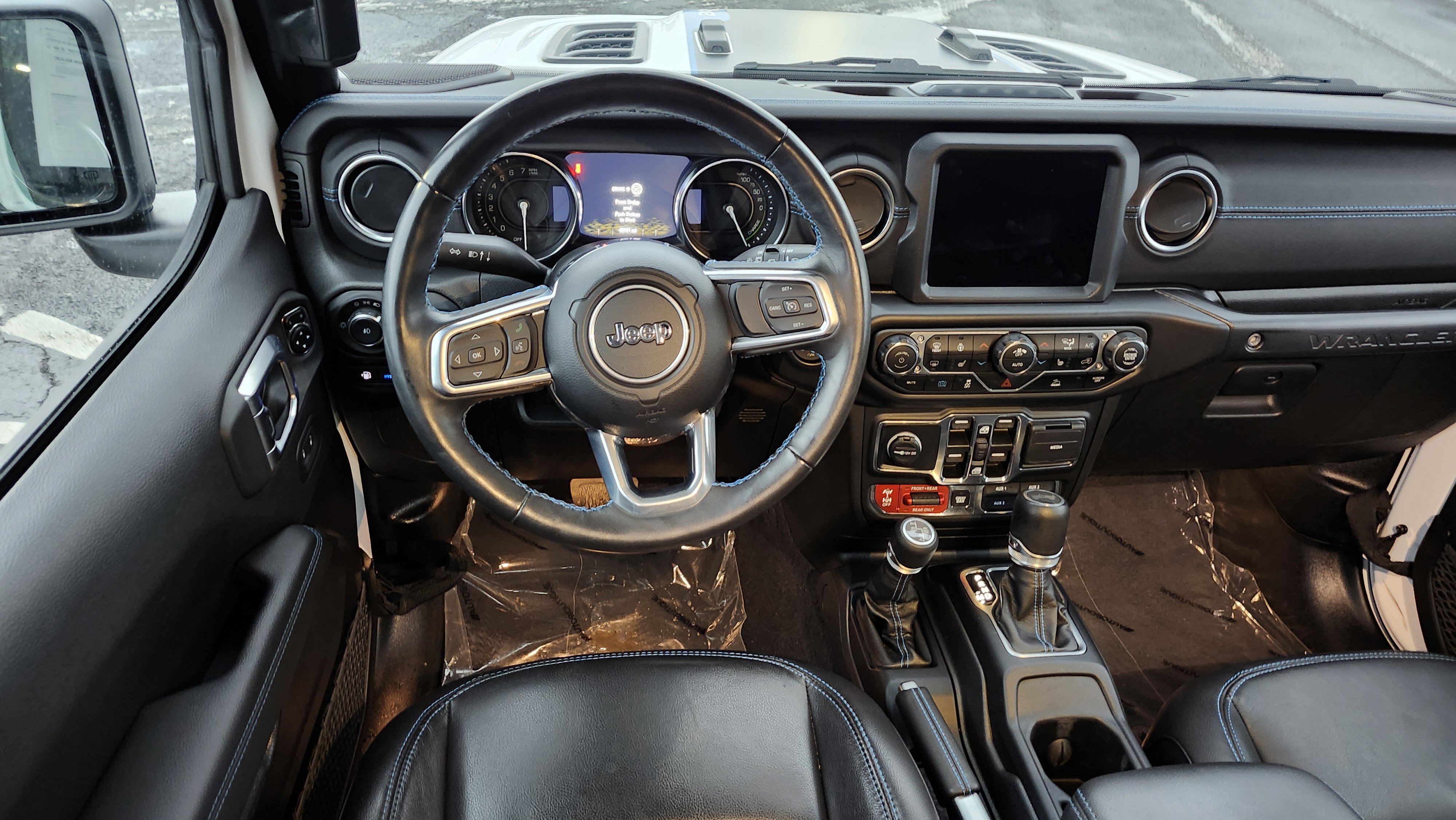 Used 2023 Jeep Wrangler Unlimited Rubicon 4xe w/ Cold Weather Group image 27