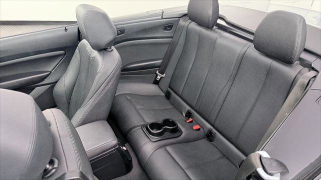 Used 2020 BMW 230i xDrive Convertible AWD/4WD image 16