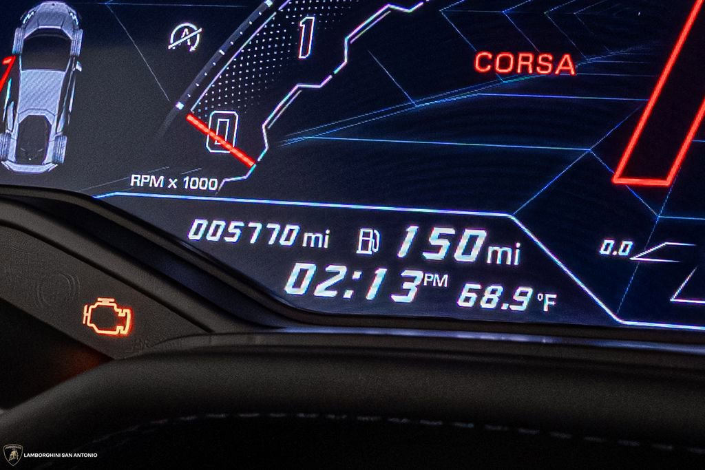 Used 2023 Lamborghini Huracan Tecnica image 32