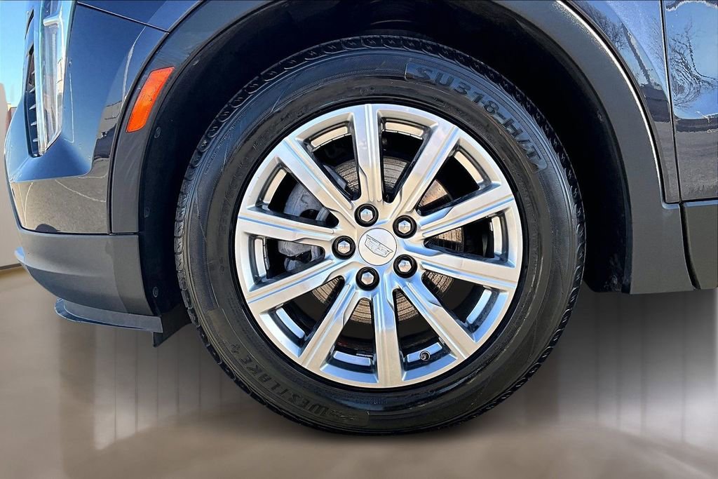 Used 2023 Cadillac XT4 Premium Luxury image 8