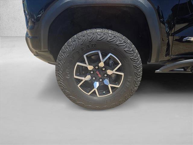 Certified 2024 GMC Canyon AT4X image 25