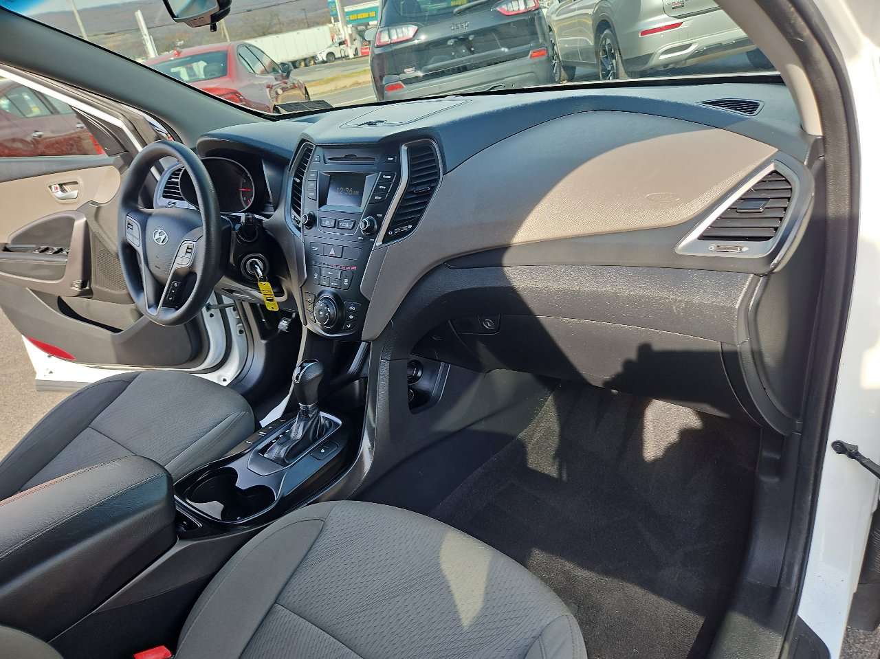 Used 2015 Hyundai Santa Fe Sport w/ Option Group 02 image 16