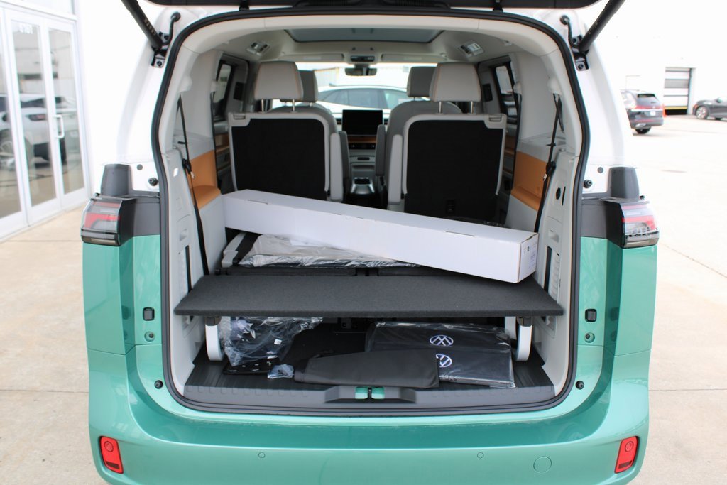 New 2025 Volkswagen ID. Buzz 1st Edition image 20