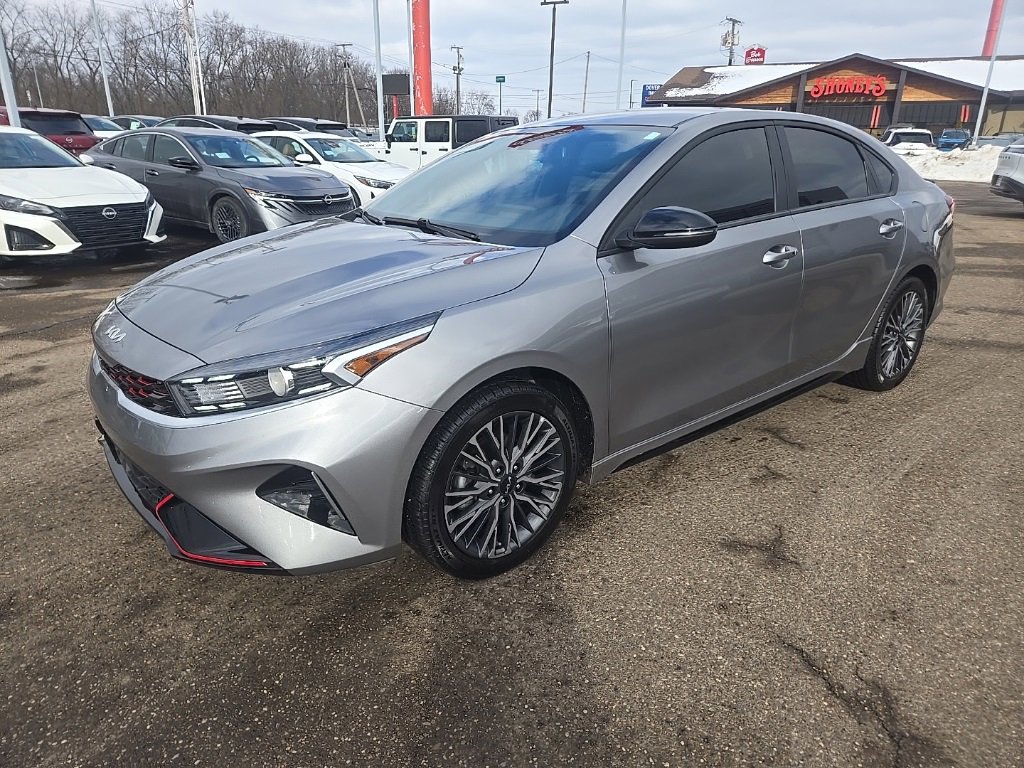 Used 2024 Kia Forte GT-Line image 3