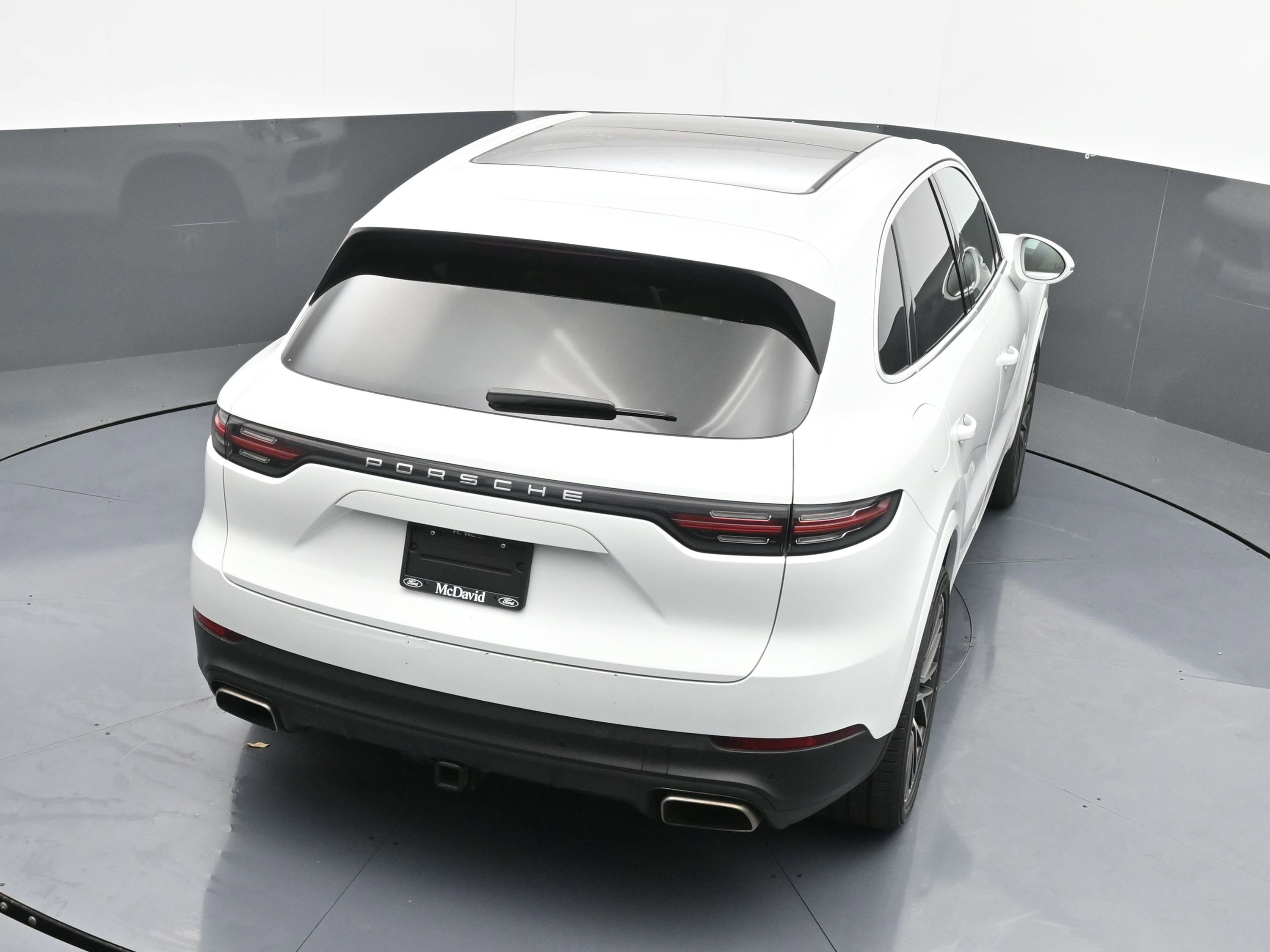 Used 2022 Porsche Cayenne image 42