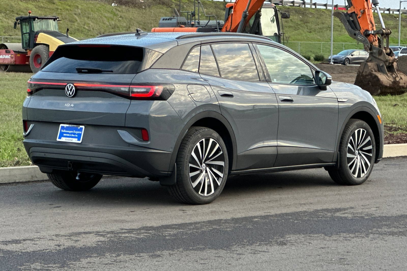 New 2026 Volkswagen ID.4 Pro AWD/4WD image 3