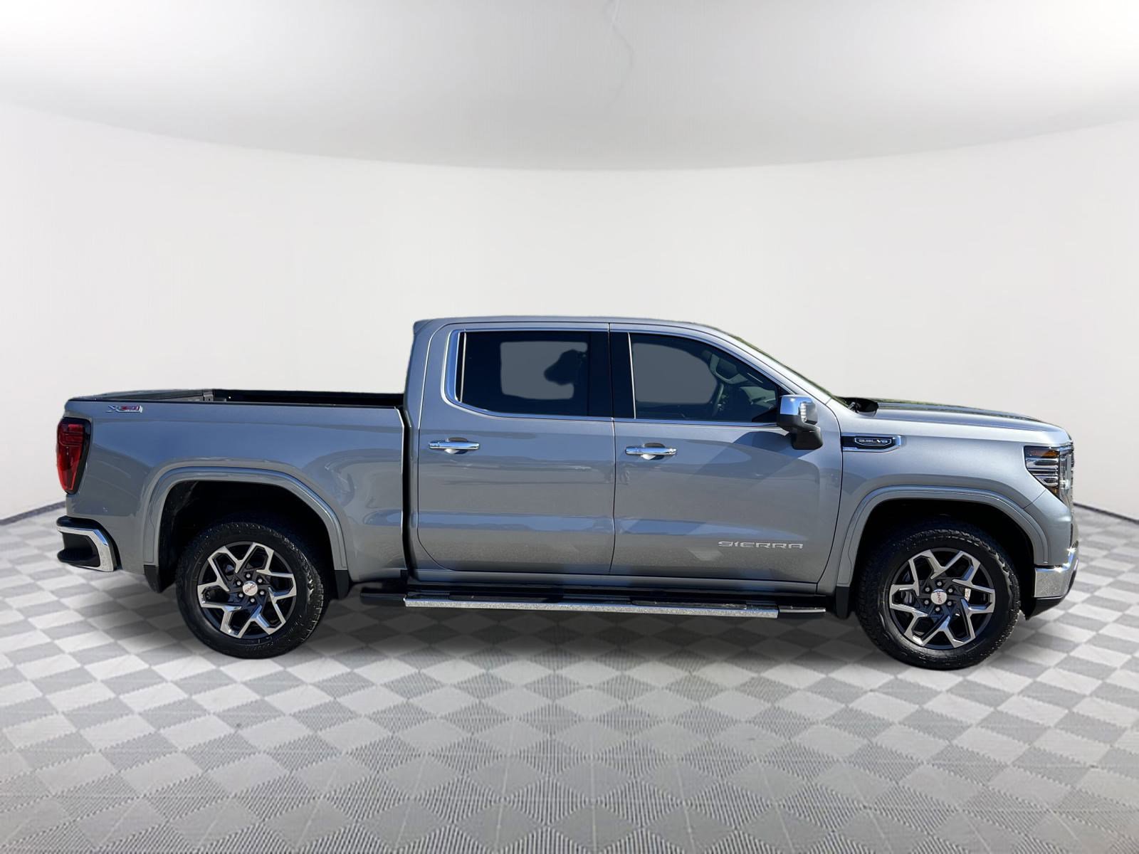 New 2026 GMC Sierra 1500 SLT w/ SLT Premium Package image 5