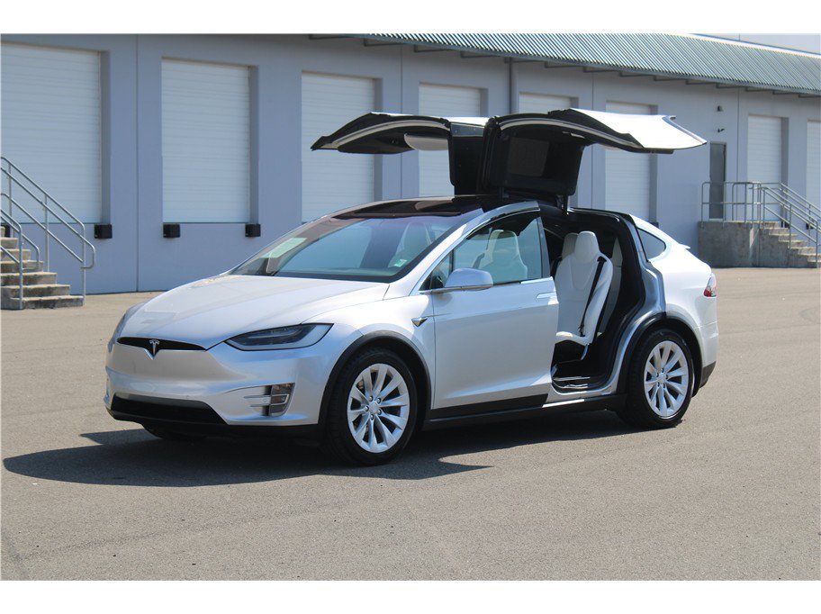 Used 2018 Tesla Model X 75D AWD/4WD image 11
