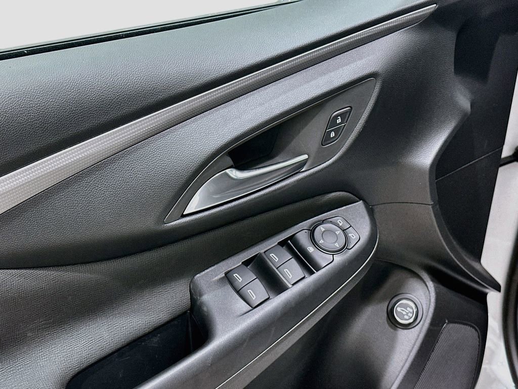 New 2026 Buick Envista Sport Touring FWD image 17