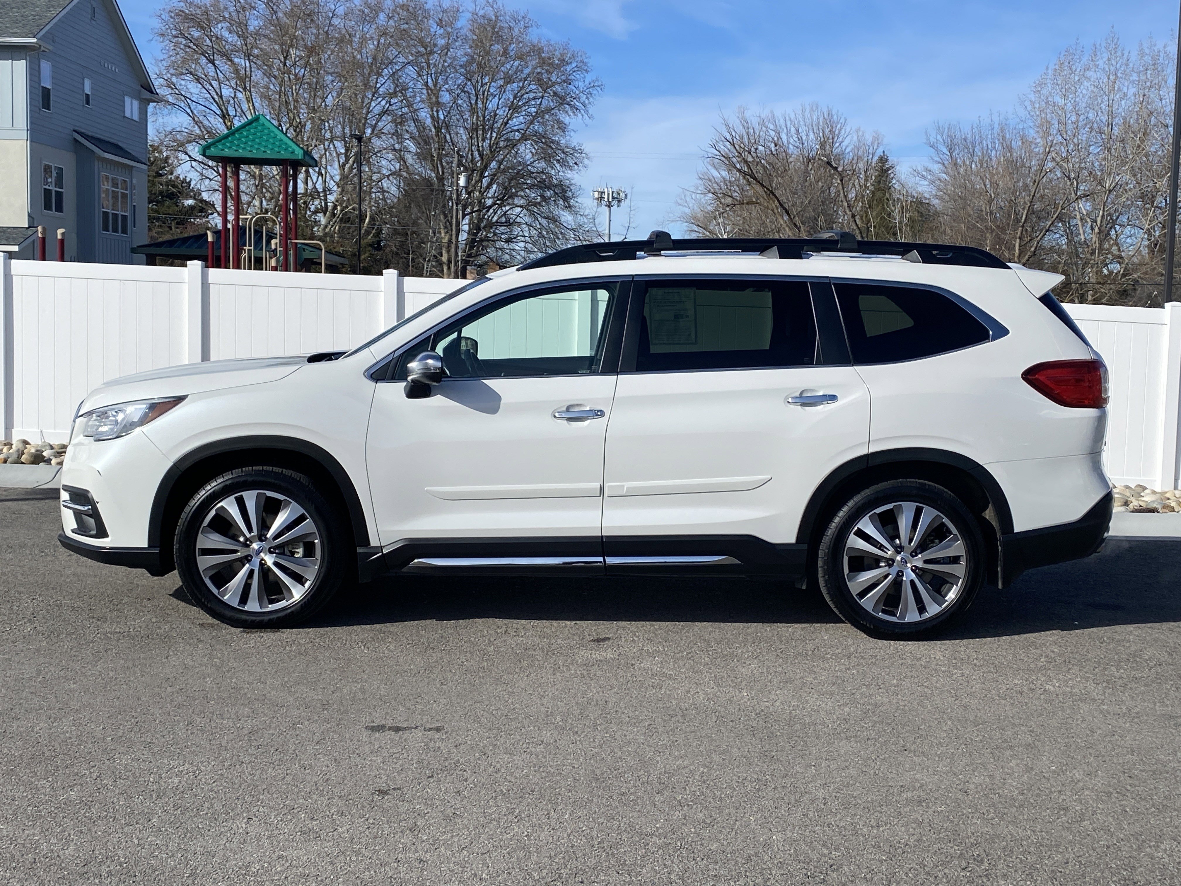 Used 2022 Subaru Ascent Touring w/ Popular Package #2A image 3