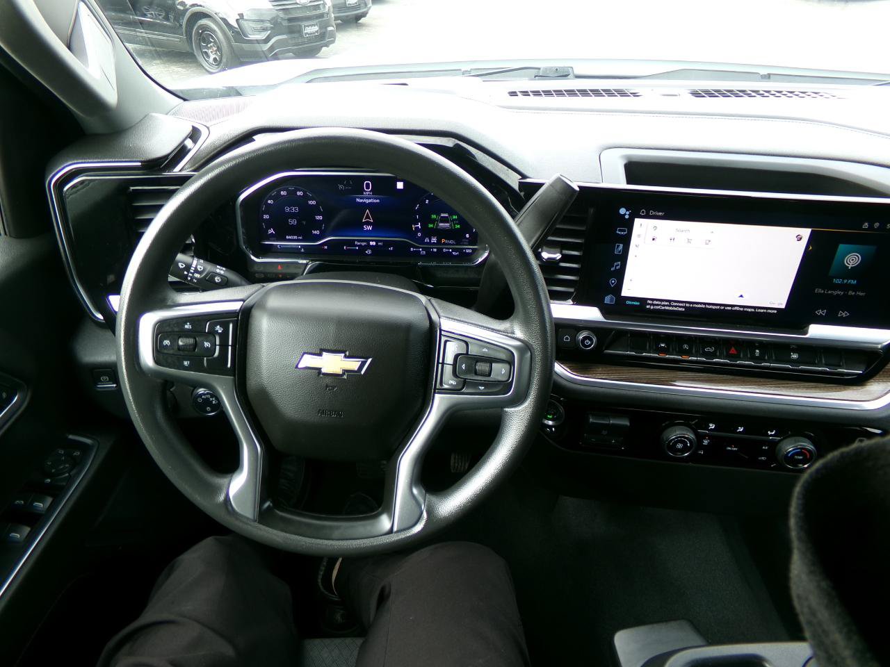 Used 2022 Chevrolet Silverado 1500 LT AWD/4WD image 14