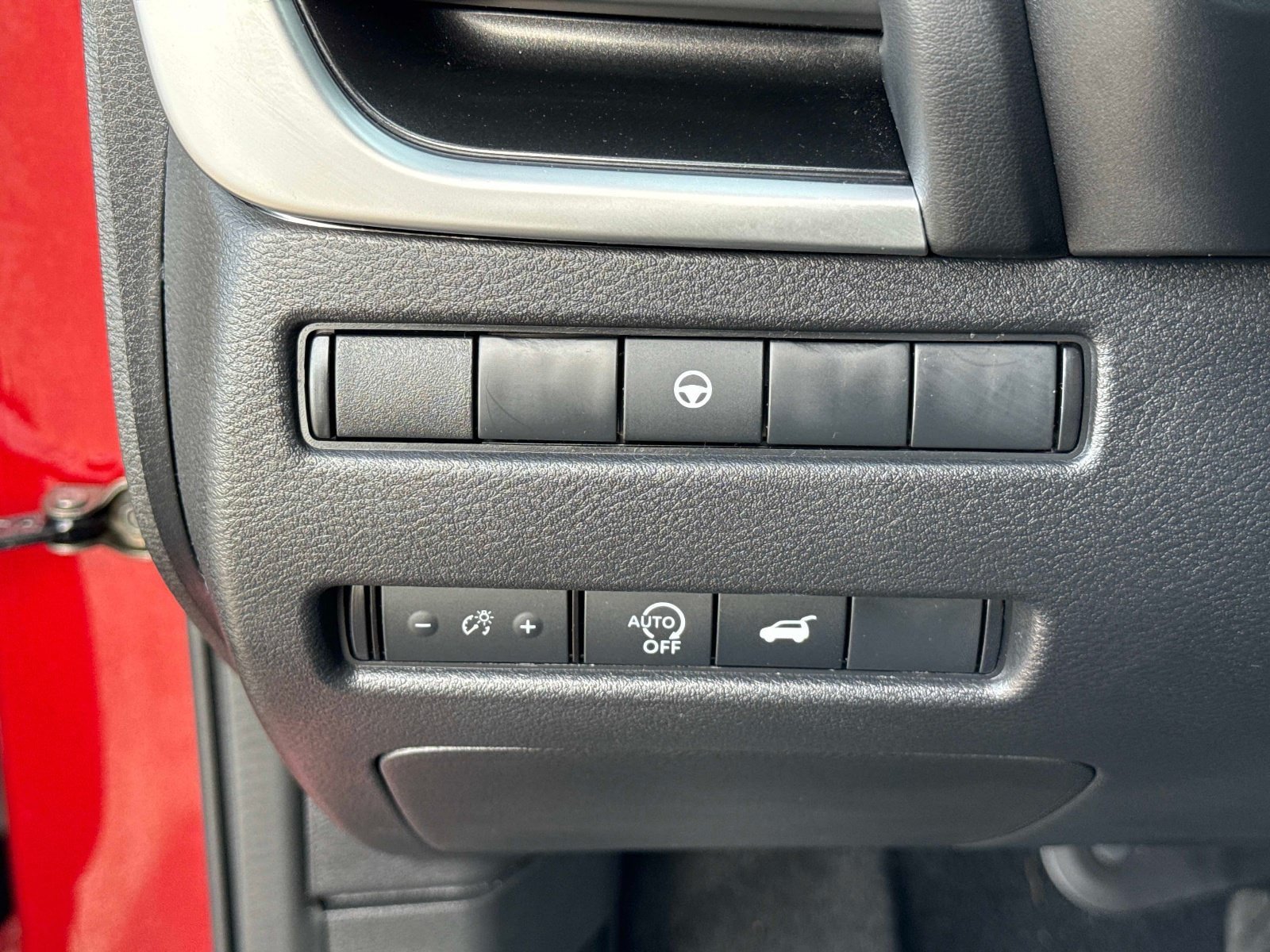 Used 2026 Nissan Rogue SV FWD image 33