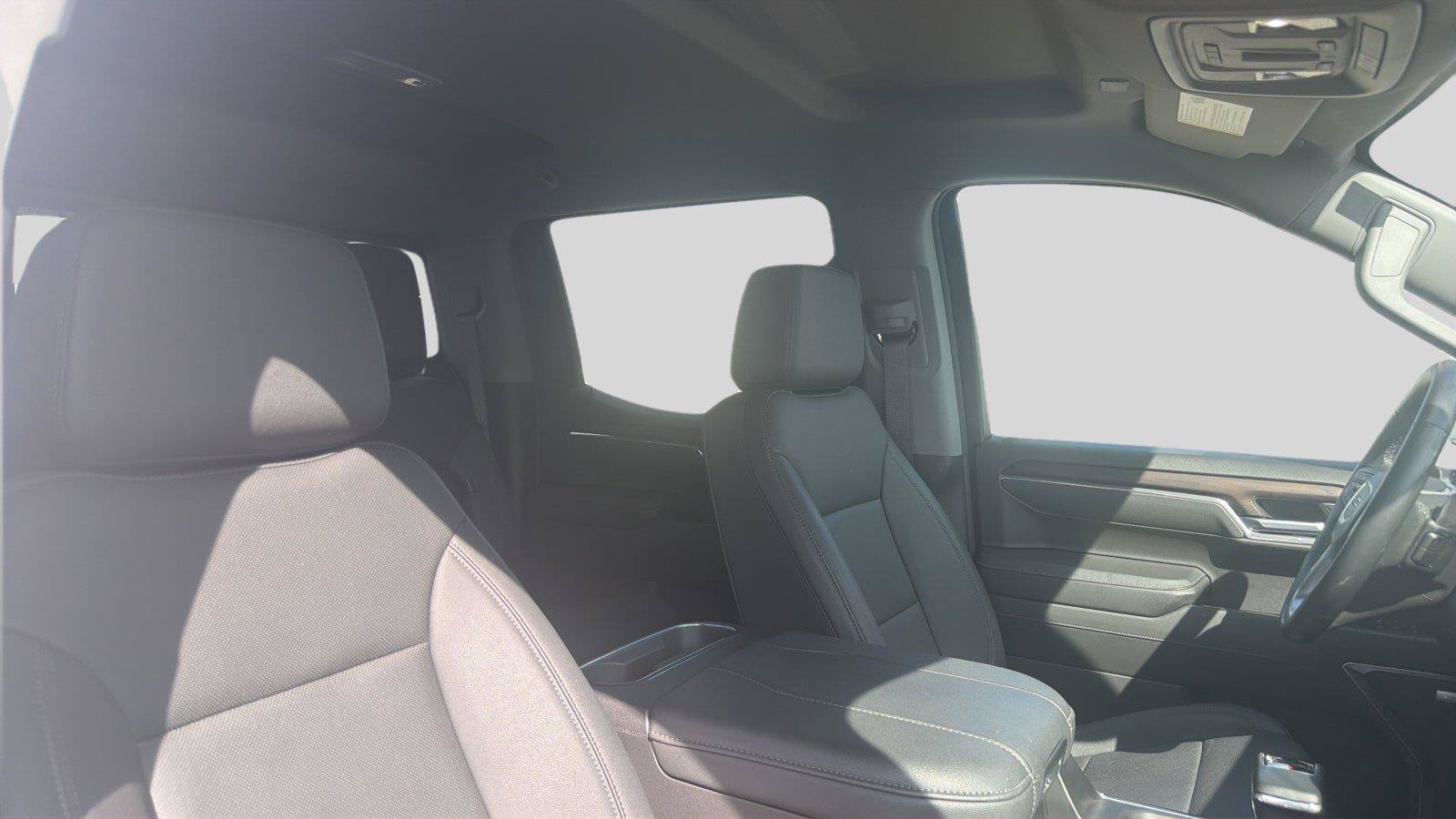 Used 2024 GMC Sierra 1500 SLT w/ SLT Premium Plus Package AWD/4WD image 23