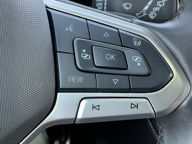 Used 2024 Volkswagen Atlas Cross Sport SEL Premium R-Line AWD/4WD image 31