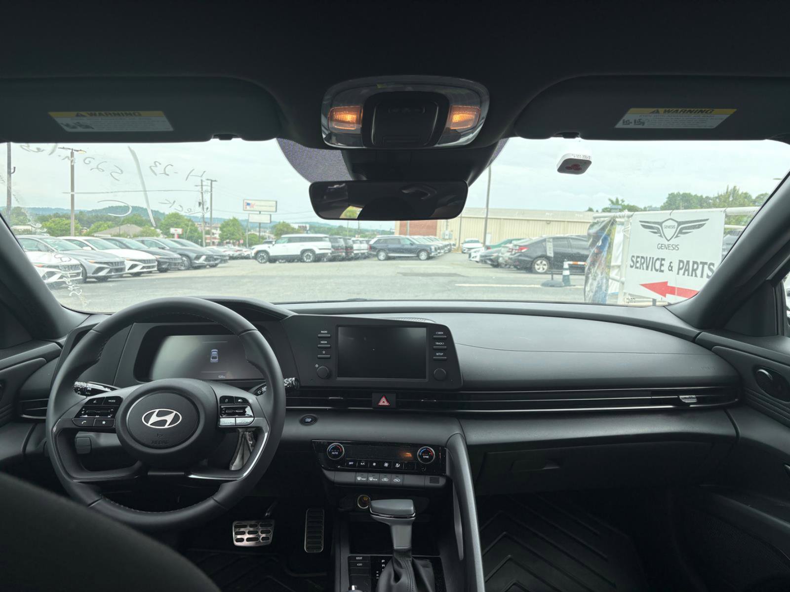 Used 2025 Hyundai Elantra Sport FWD image 21