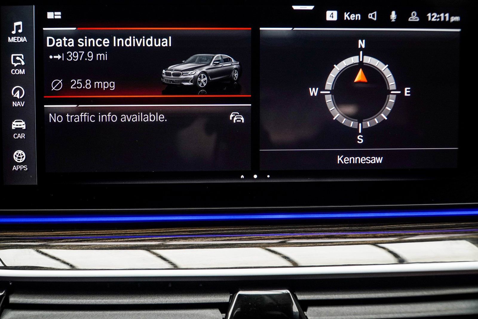 Used 2023 BMW 530i xDrive w/ Premium Package image 25