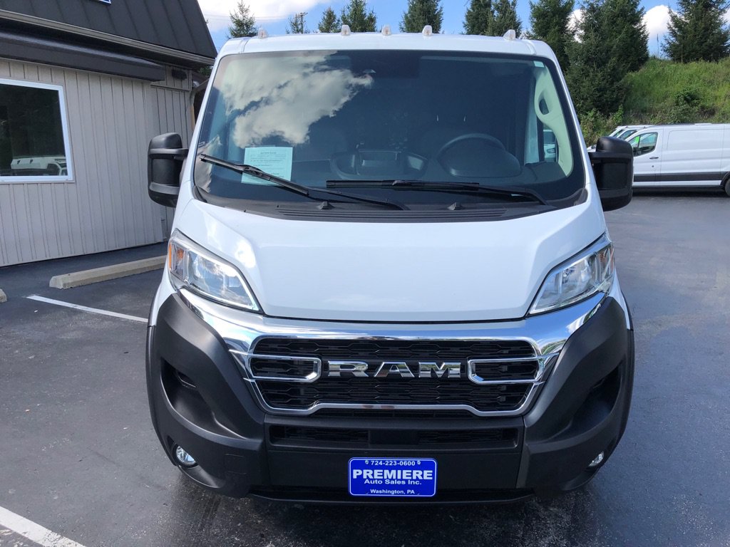 Used 2025 RAM ProMaster 2500 w/ U-Haul Equipment Group FWD image 9